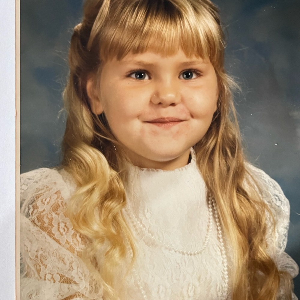 Meet your Posher, Laurie